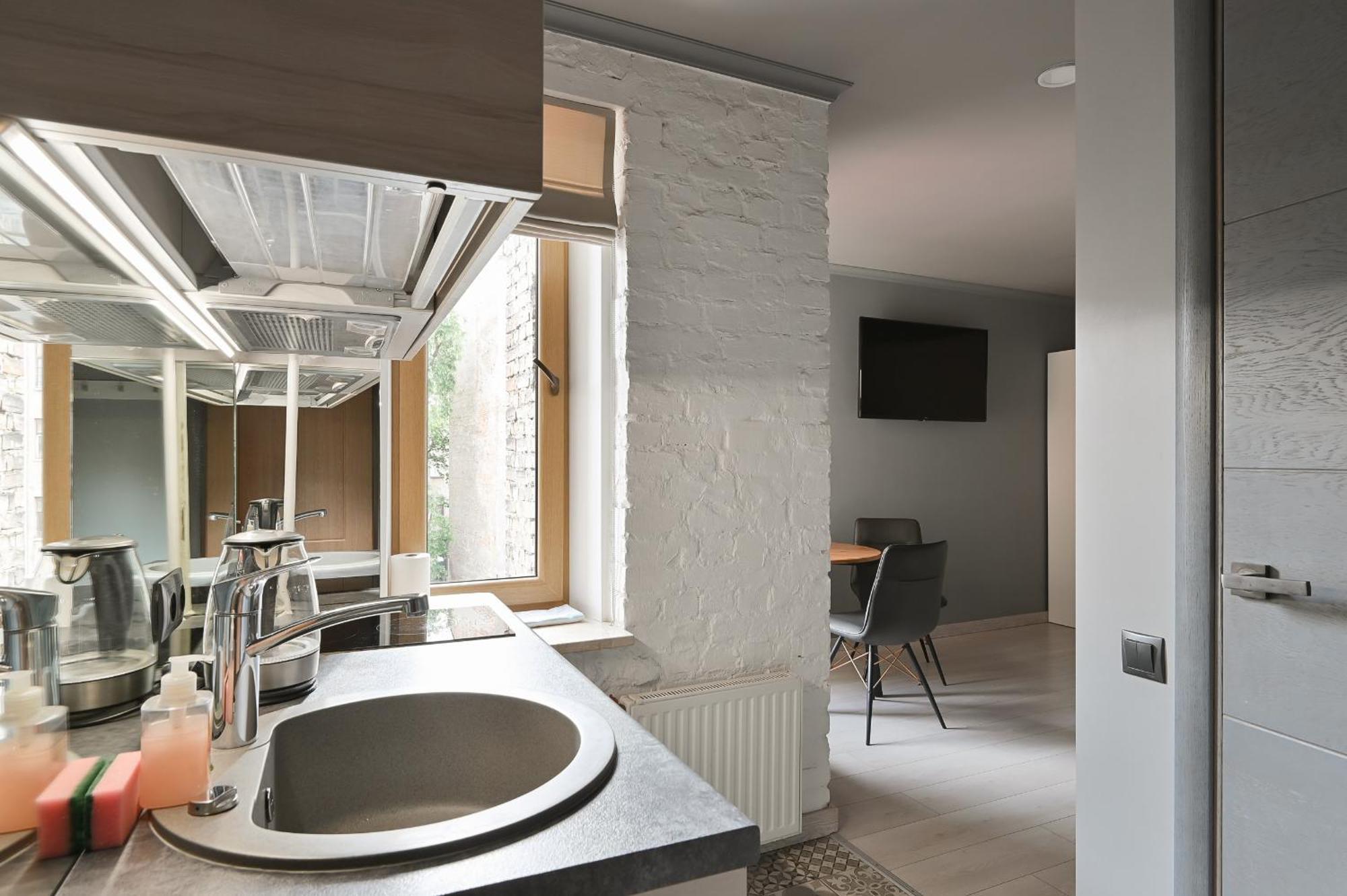 Loft Design Studio Apartment & Free Parking Riga Luaran gambar
